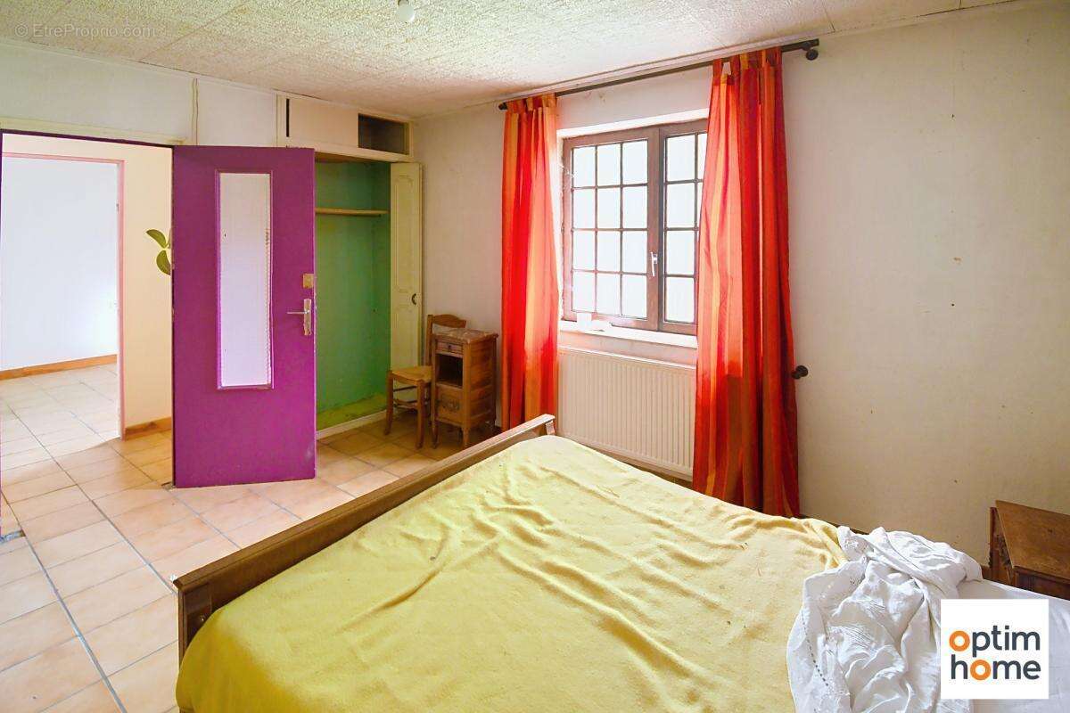 Maison de village 150m2 - 4 chambres - garage - terrain 356m2 - photo 5