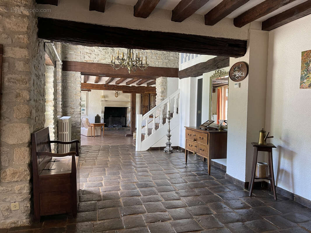 Maison à ETAMPES