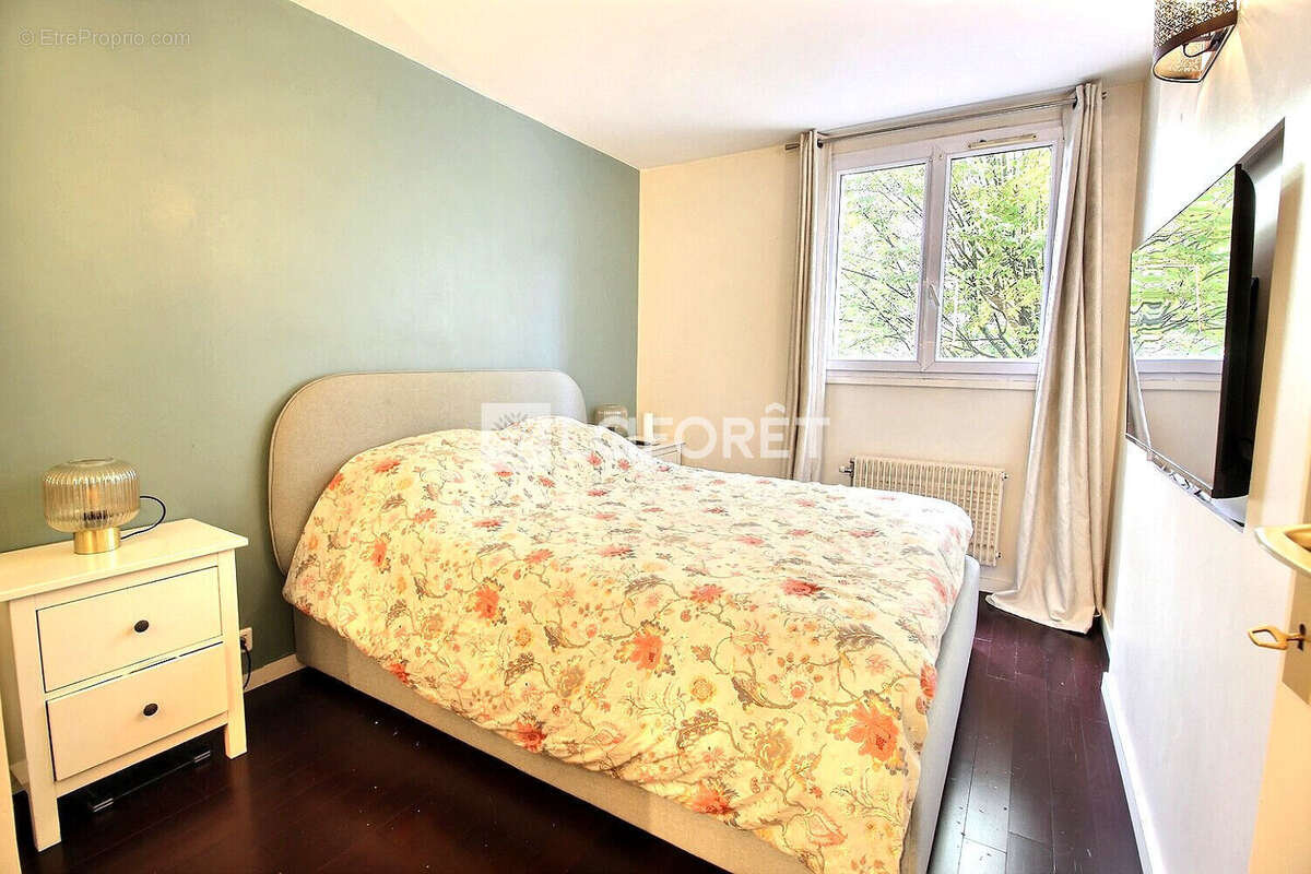 Appartement à GENNEVILLIERS