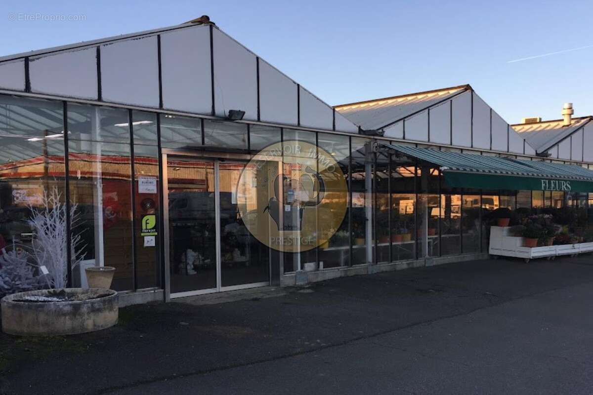 Commerce à MARSANNAY-LA-COTE