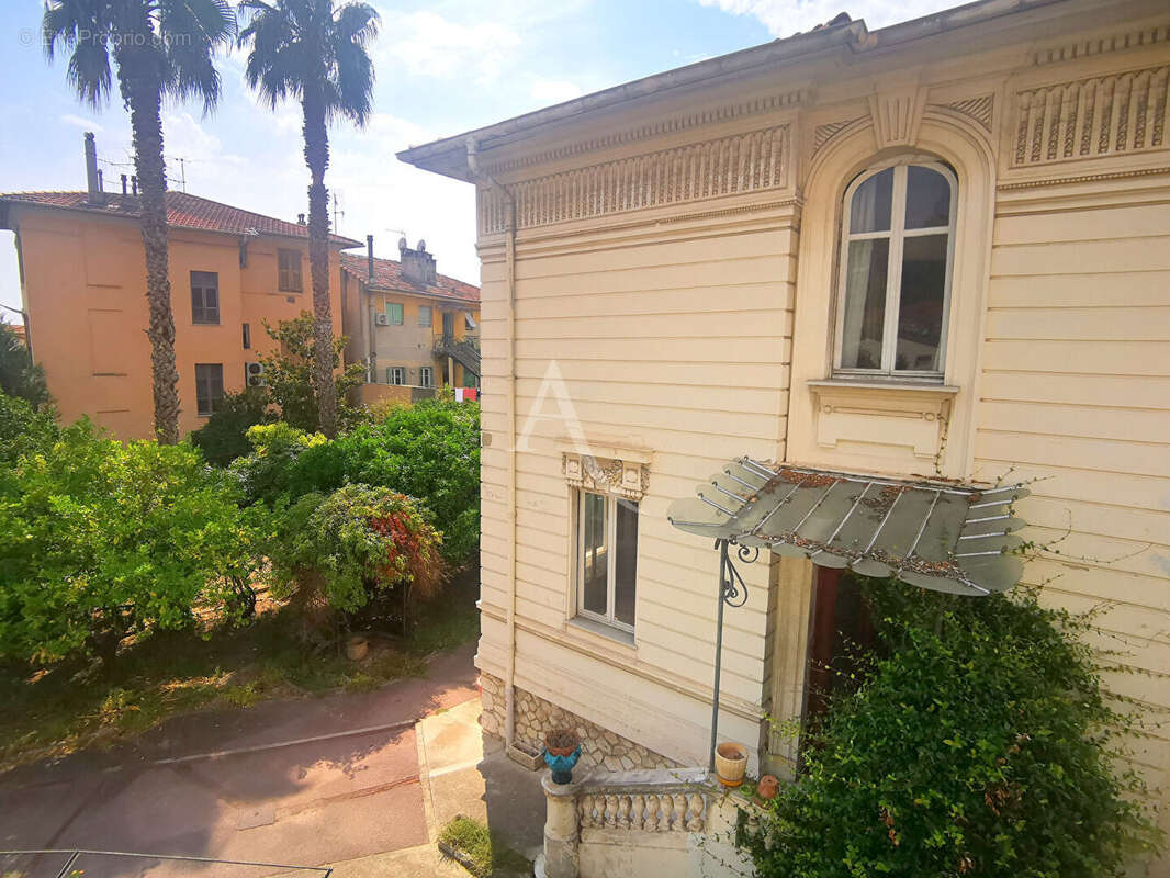 Saint maurice : superbe villa belle epoque - photo 12