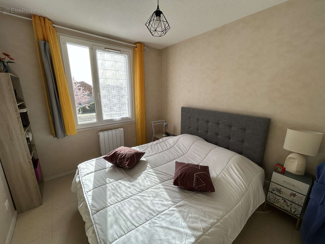 Appartement à PUY-GUILLAUME