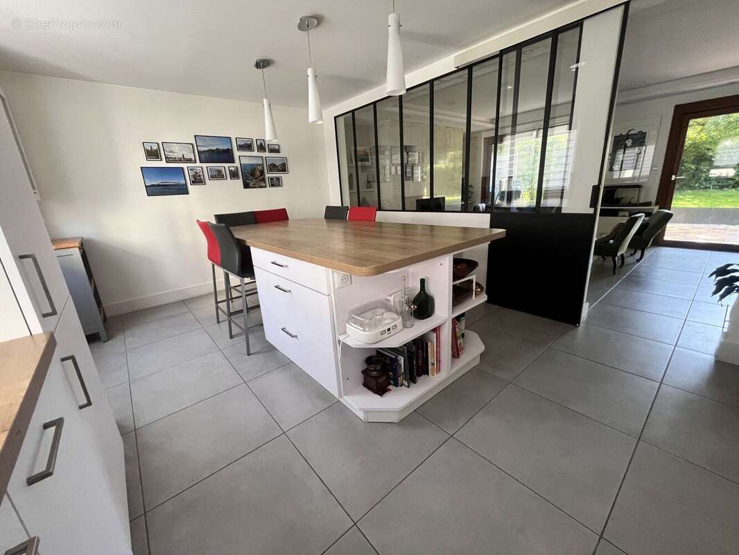 Maison 167 m² à Rennes  - photo 4