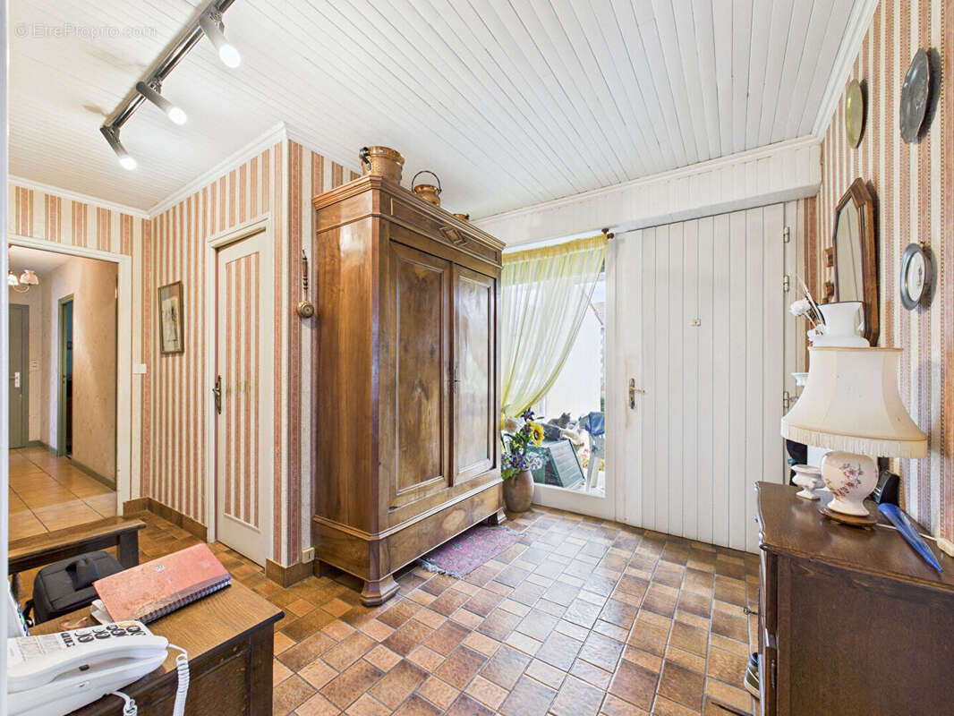 Maison à SAINT-ELOY-LES-MINES