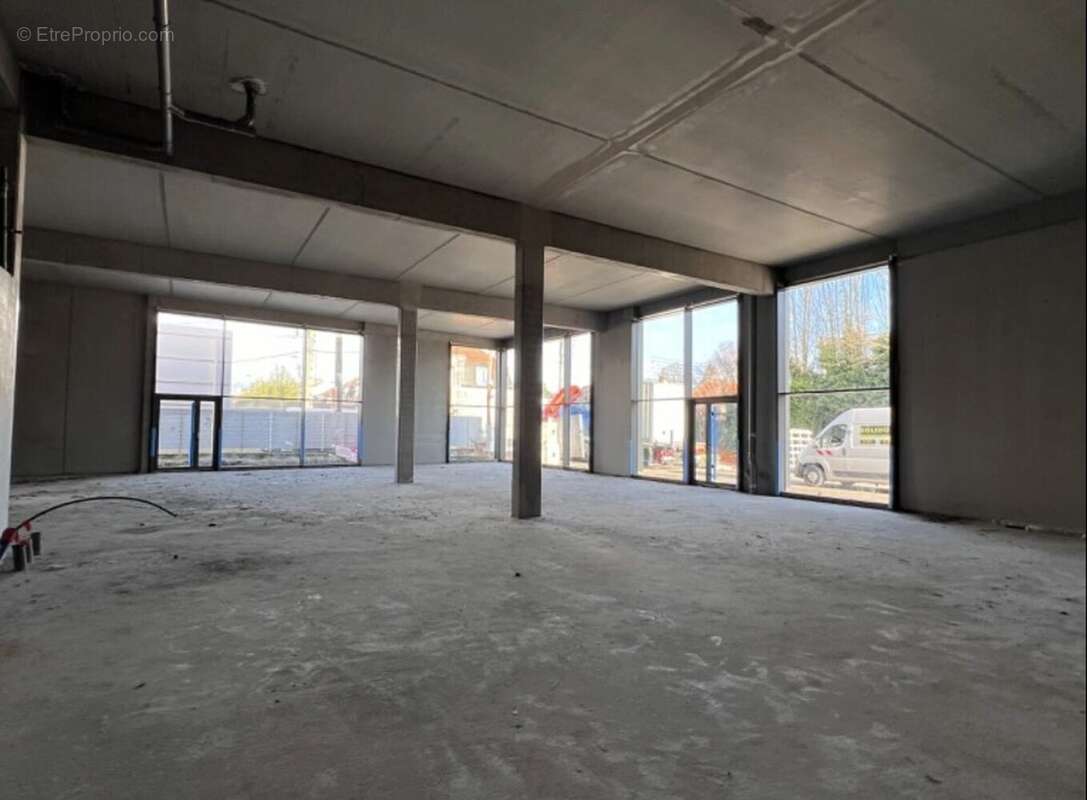 Commerce à VILLENEUVE-D'ASCQ