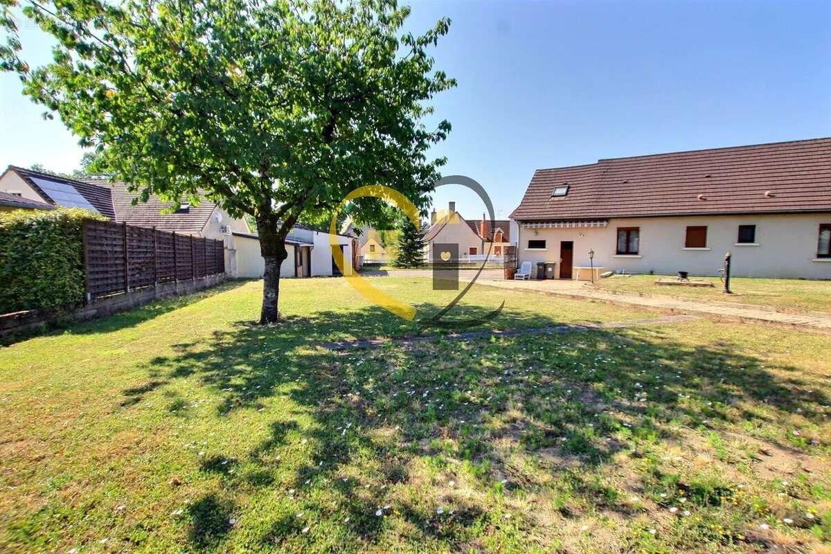 Maison Mehun-sur-Yèvre - photo 18