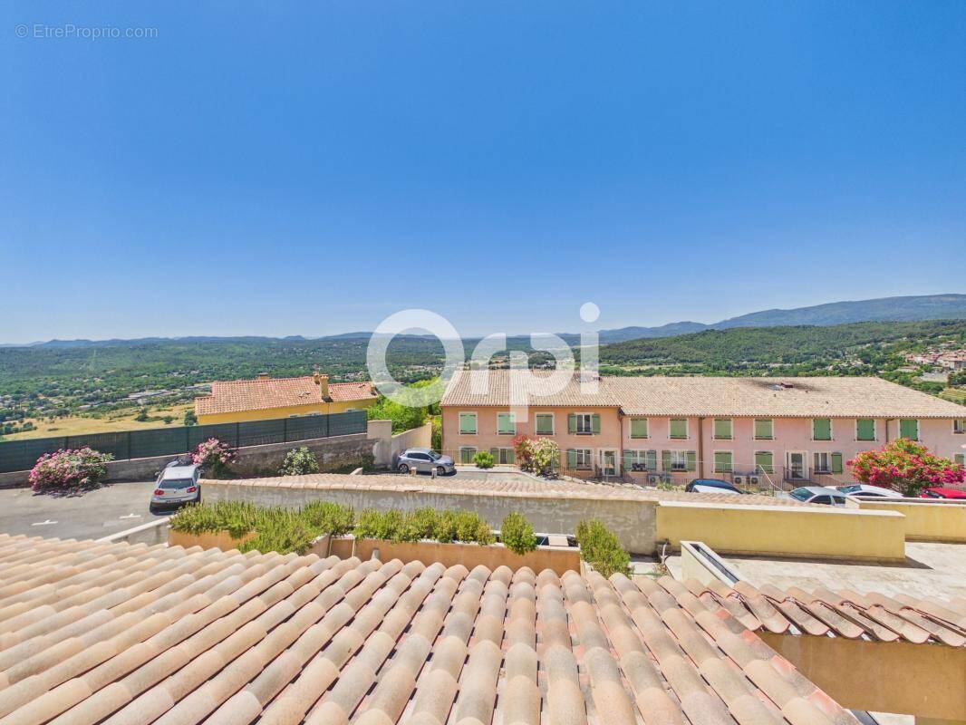 Appartement à MONTAUROUX
