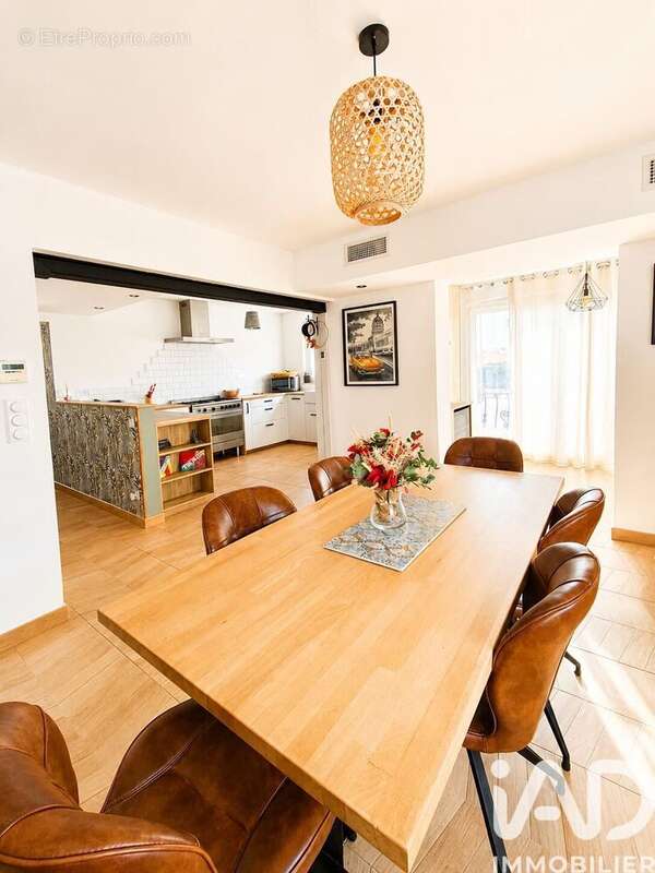 Maison 154 m² à Claira  - photo 5