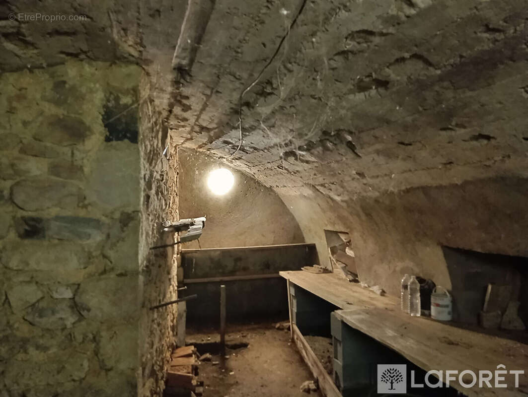 Maison à CHASSIGNOLLES