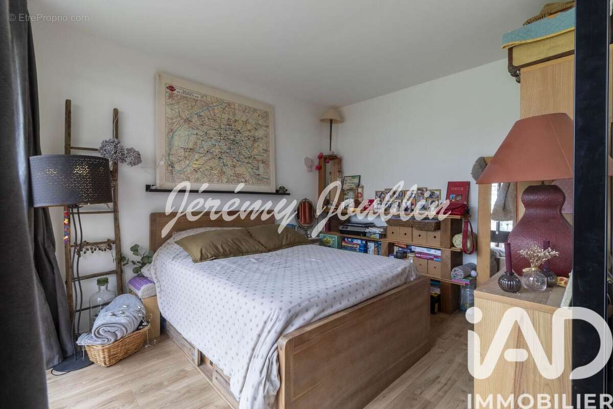 Photo 5 - Appartement à LA CELLE-SAINT-CLOUD