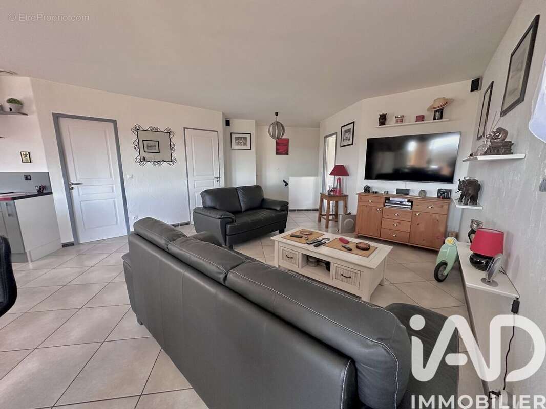 Photo 3 - Appartement à OPOUL-PERILLOS