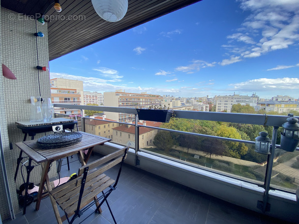 Appartement à PARIS-12E