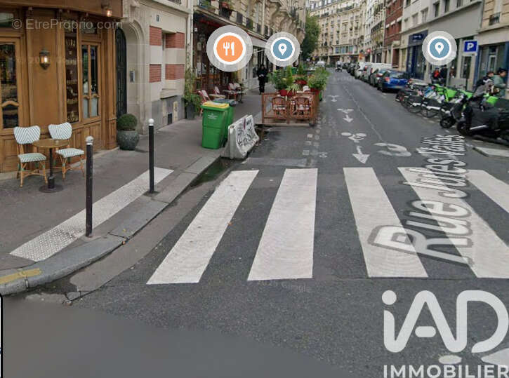 Photo 2 - Parking à PARIS-11E