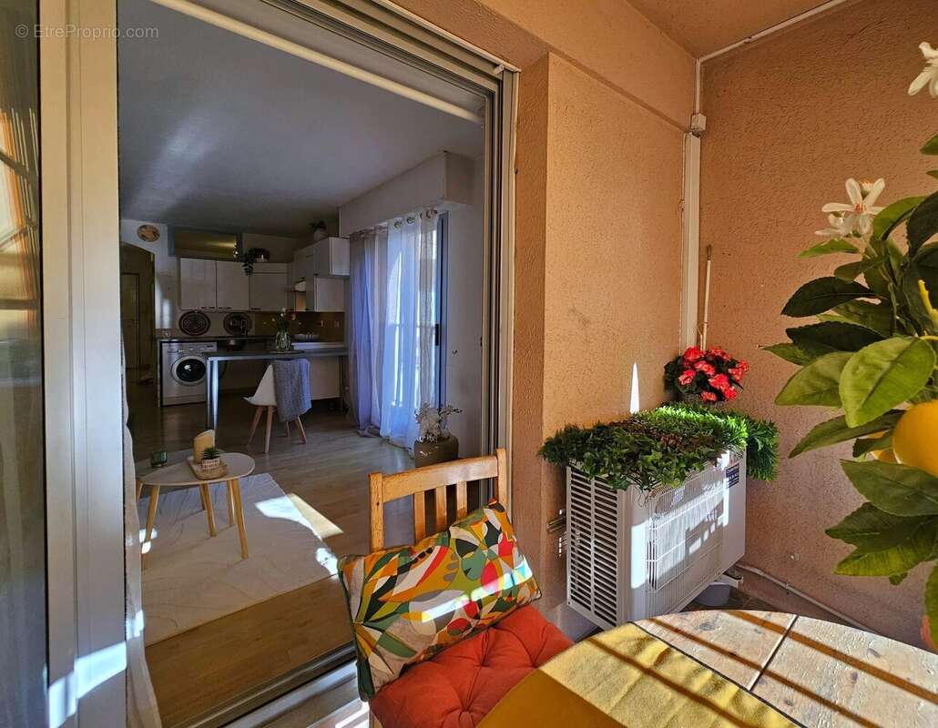 Appartement à HYERES