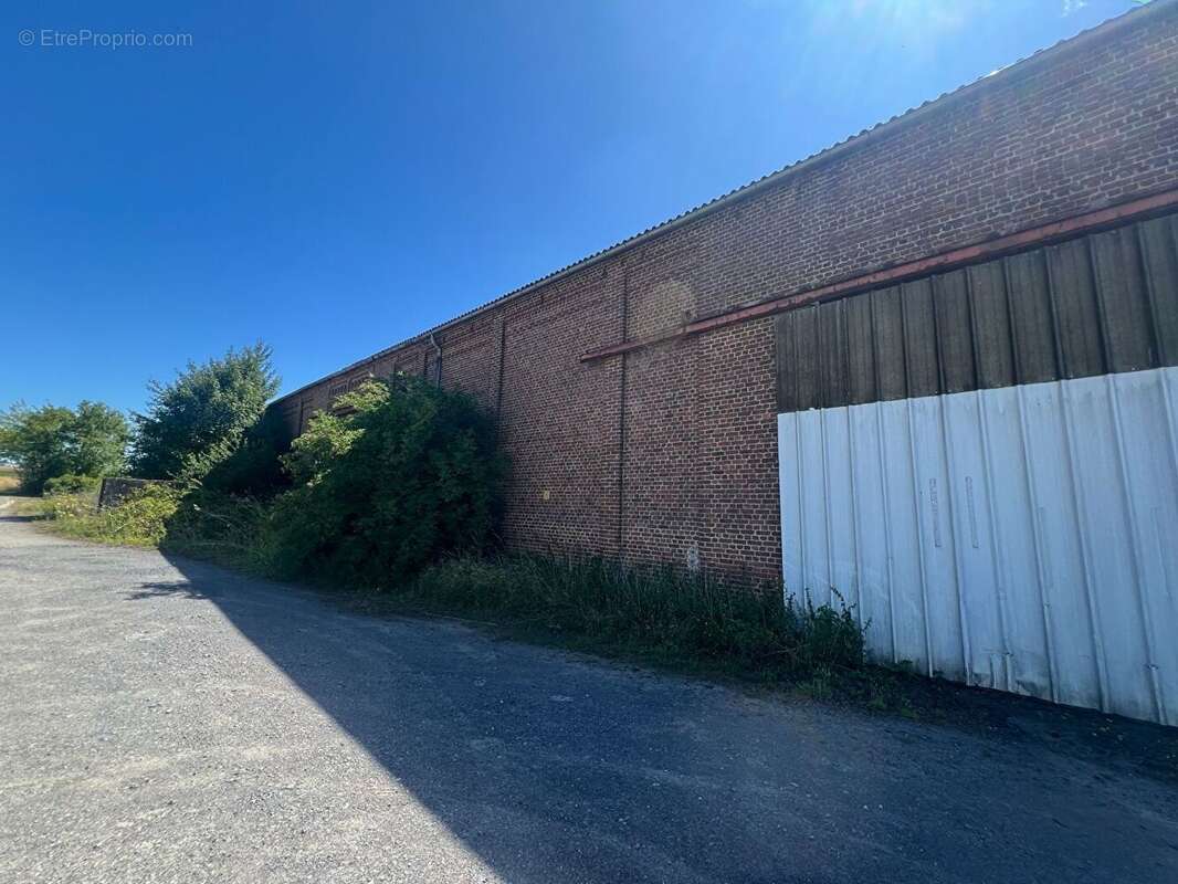 Entrepôt / local industriel Sequehart 4 pièce(s) 700 m2 - photo 5