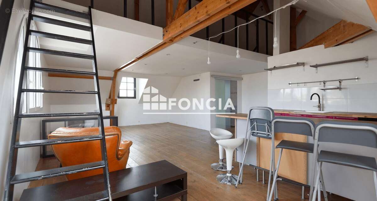 Appartement à CORBEIL-ESSONNES