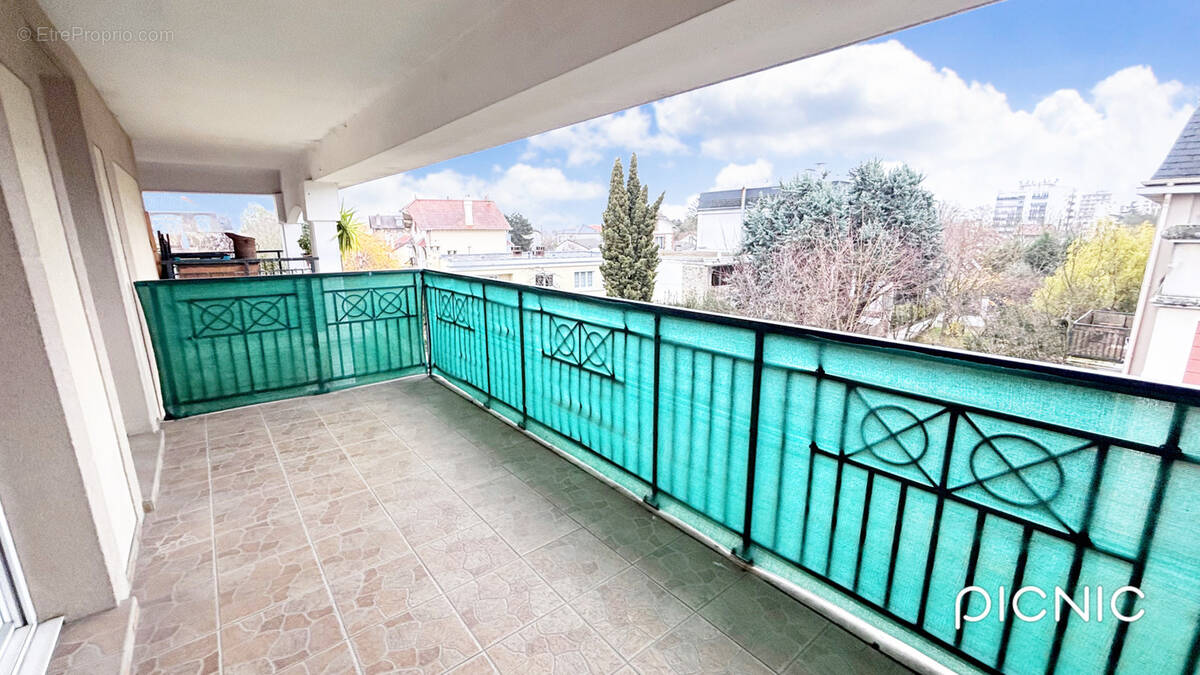 Appartement à SAINT-GRATIEN