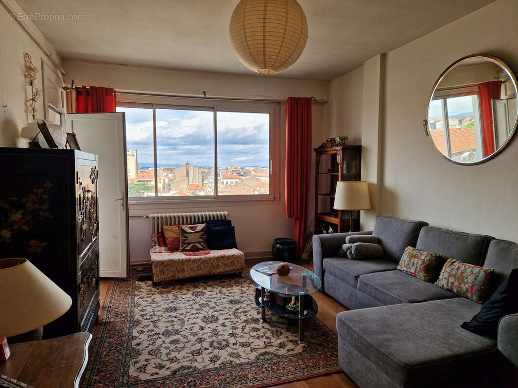 Appartement à BEZIERS
