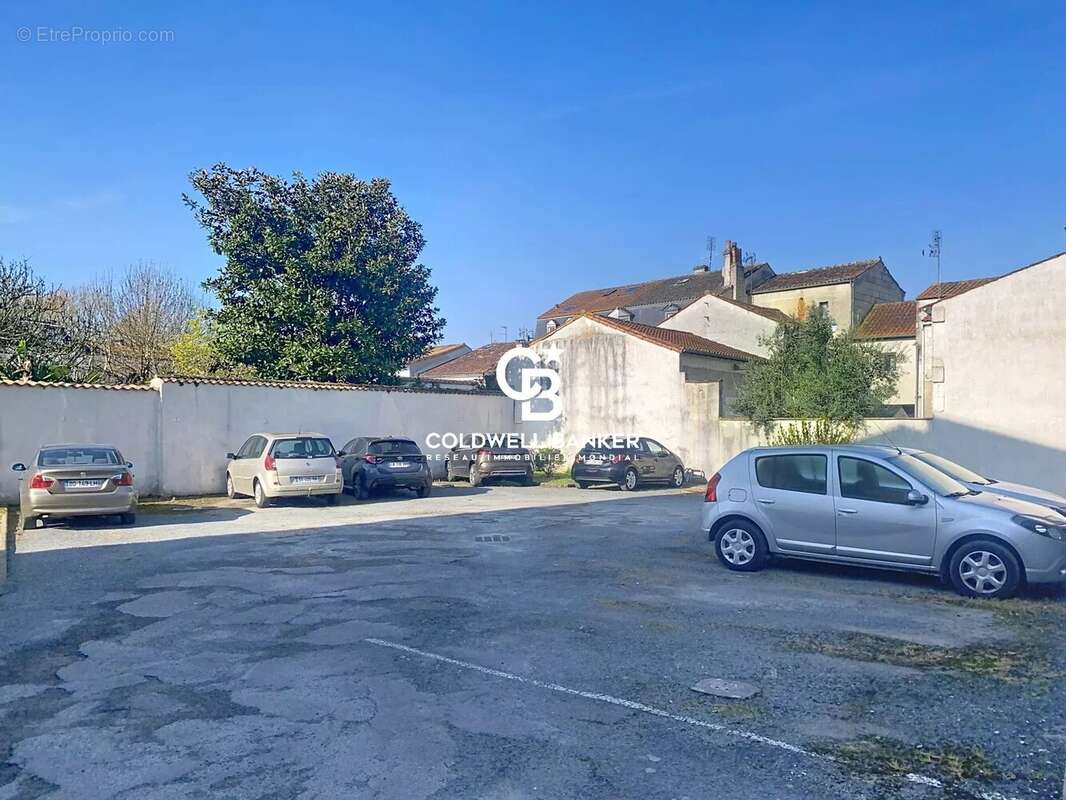 Appartement à SAINTES