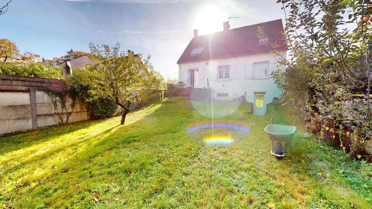 Maison à MONTFERMEIL