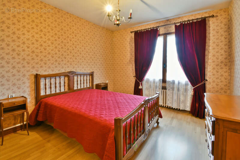 Maison à TONNAY-CHARENTE