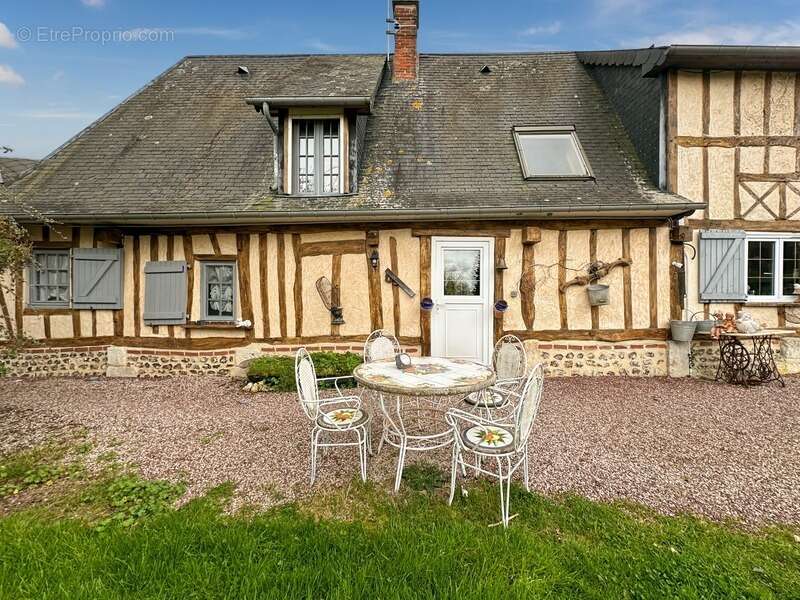 Maison à MONTFORT-SUR-RISLE