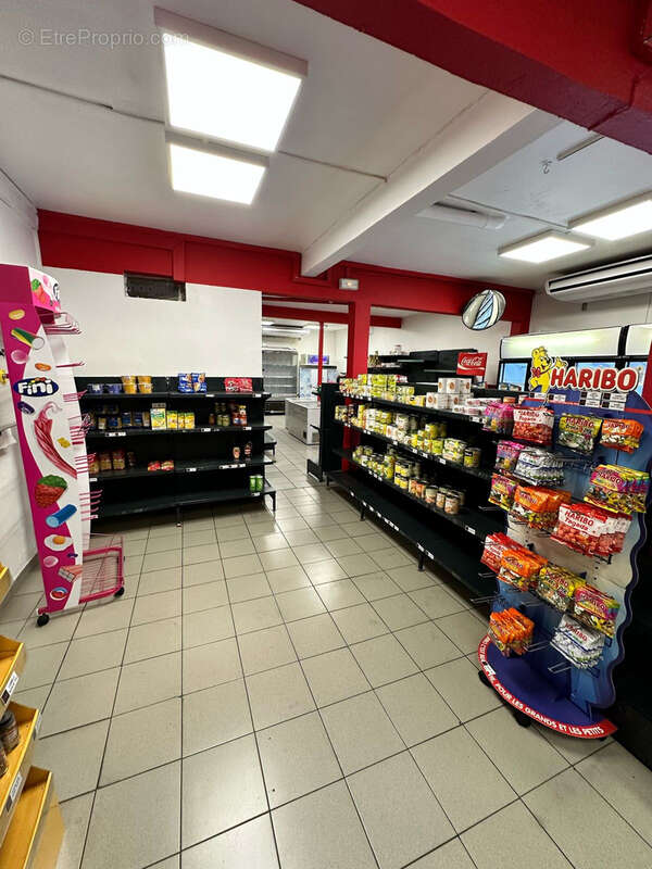 Commerce à FORT-DE-FRANCE