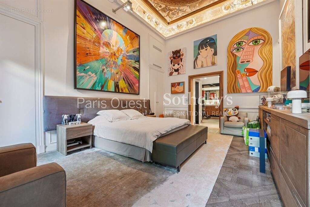 Appartement à PARIS-2E
