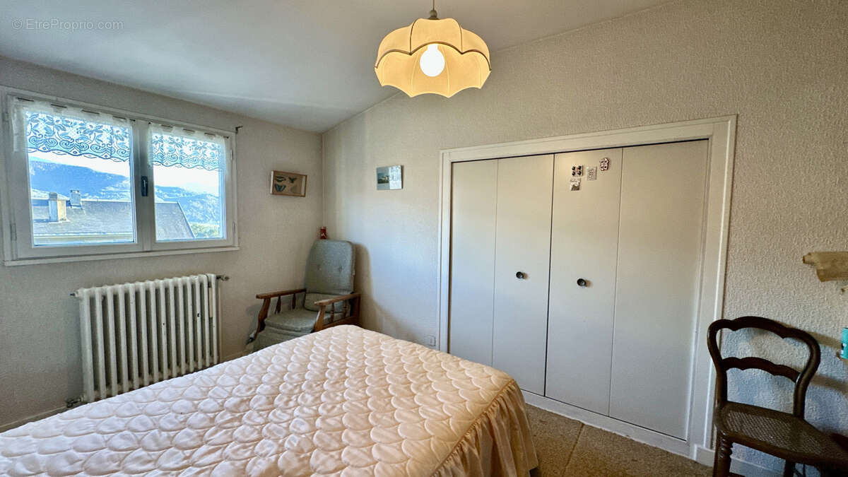 Maison à MONTBONNOT-SAINT-MARTIN