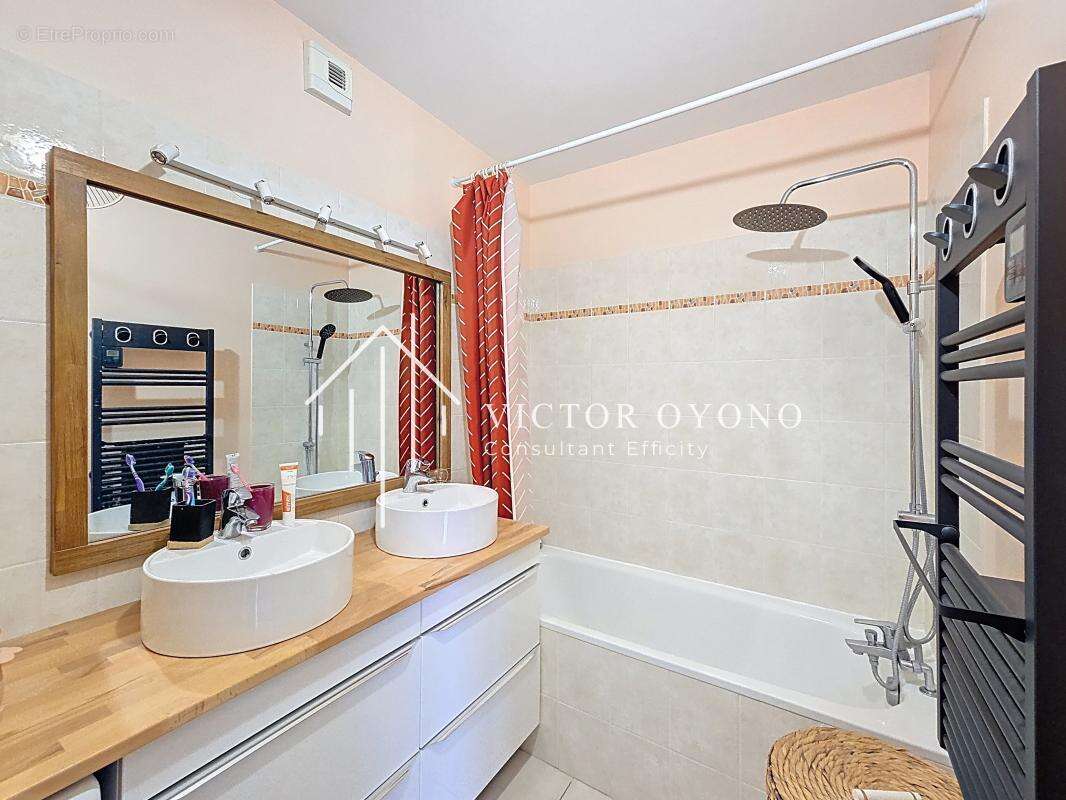 Appartement à LA RICHE