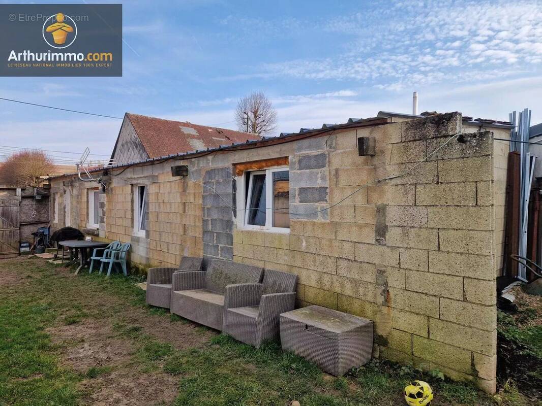 Maison à BRETEUIL