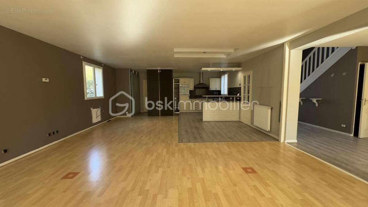 Maison à SAINT-GERMAIN-LES-CORBEIL