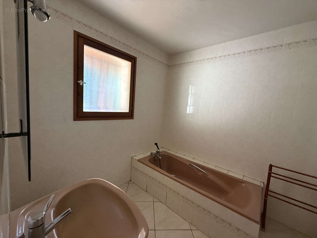 Maison à SAINT-JEAN