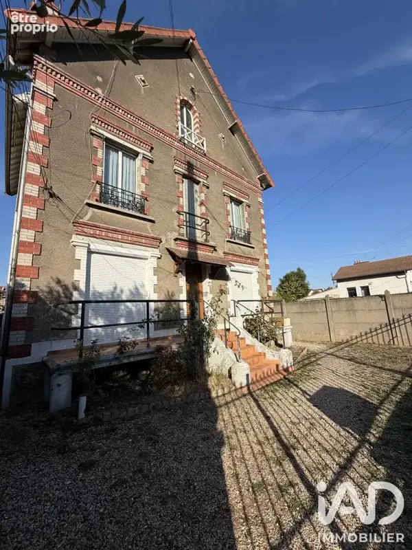 Photo 1 - Appartement à VILLENEUVE-LE-ROI