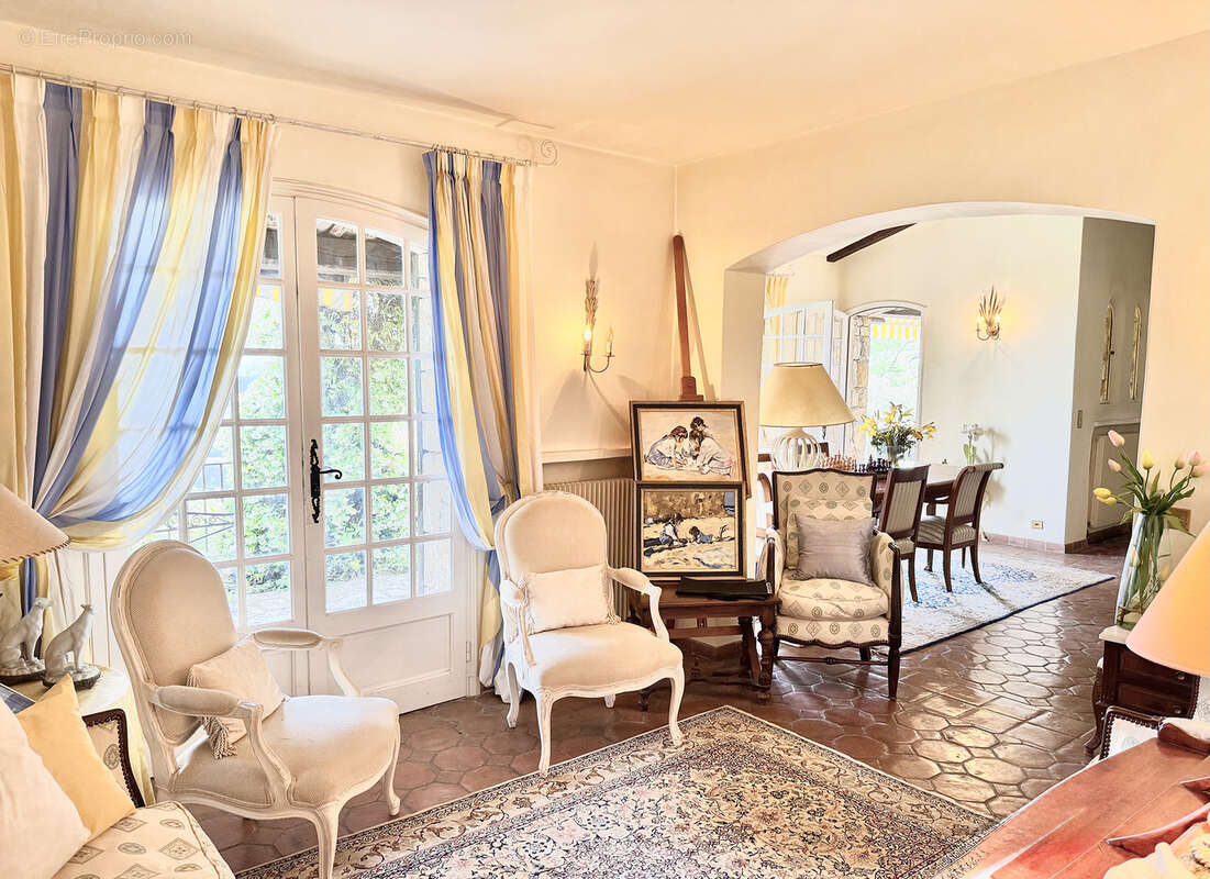 Maison à SPERACEDES