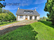 Maison à SAINT-THURIAU