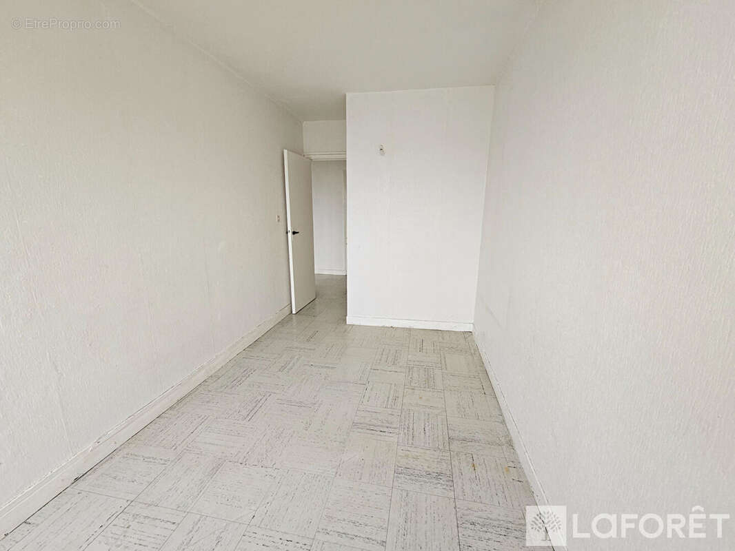 Appartement à ROMILLY-SUR-SEINE