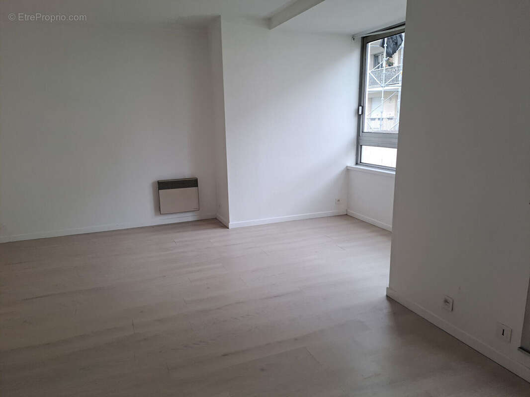 Appartement Puteaux Grand studio 34.60 m2 - photo 3