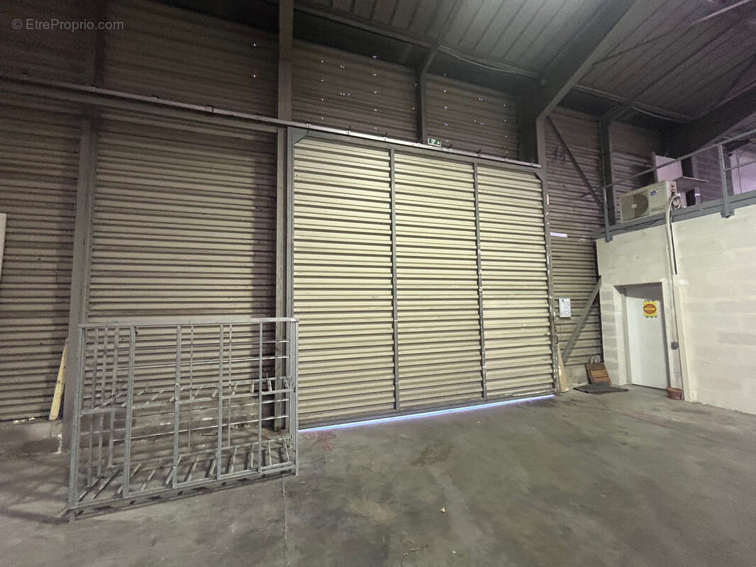 Commerce à MARQUIXANES