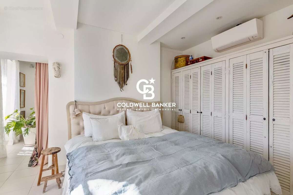 Maison à BORMES-LES-MIMOSAS