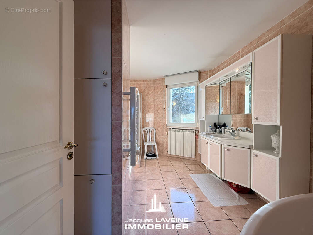 Appartement à SAINT-JULIEN-LES-METZ