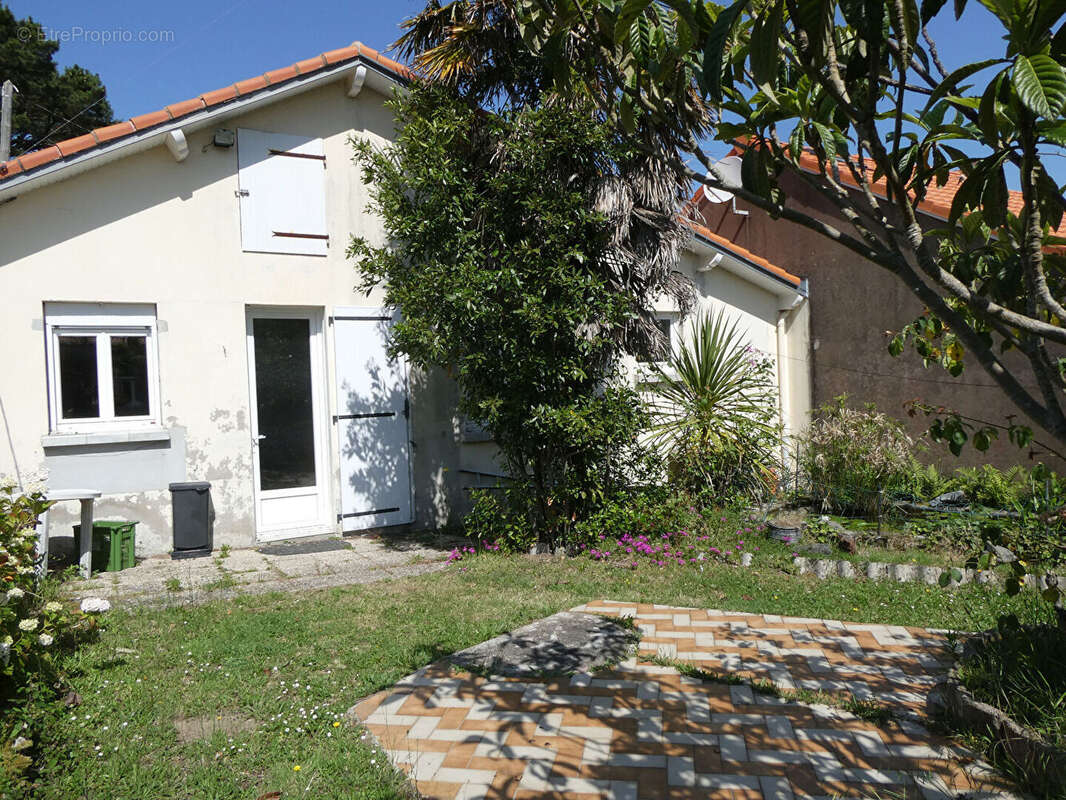Maison à SAINT-MICHEL-CHEF-CHEF