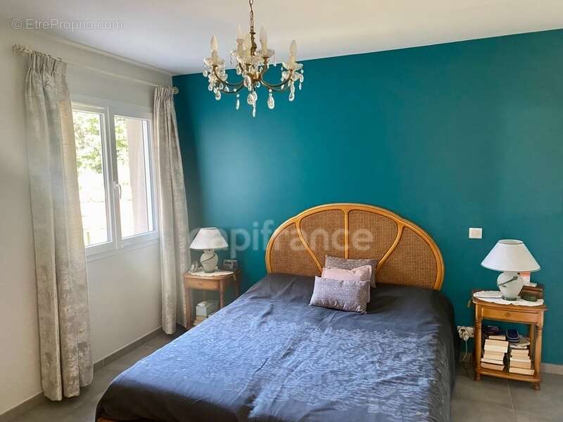 Maison à GREZIEU-LA-VARENNE