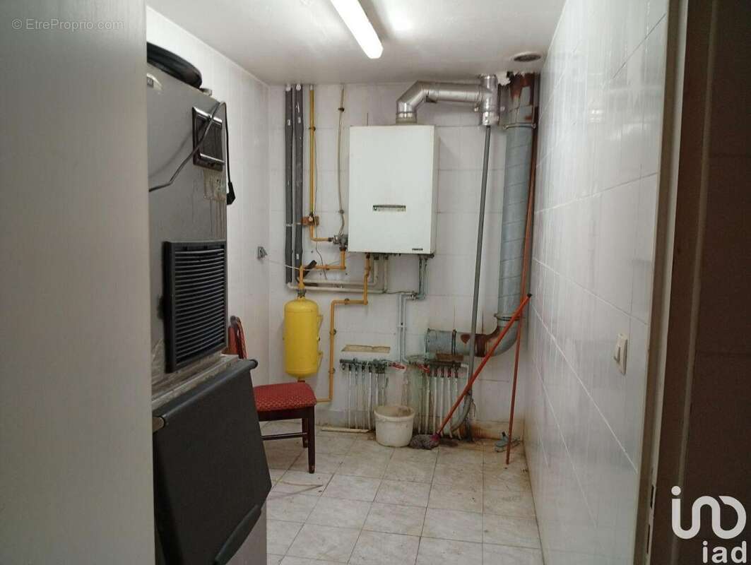 Photo 5 - Commerce à VERNOUILLET