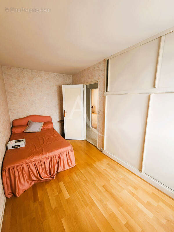 Appartement Rungis 5 pièce(s) 83.10 m2 - photo 6