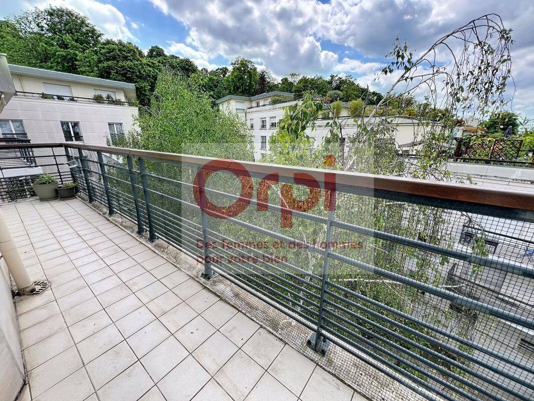 Appartement à ISSY-LES-MOULINEAUX