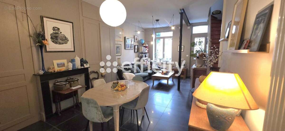 Maison 97 m² à Lille  - photo 2