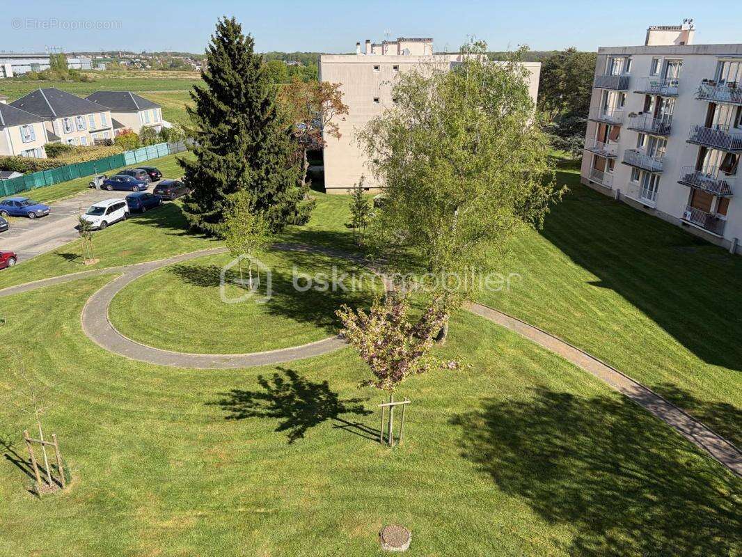 Appartement à NOZAY