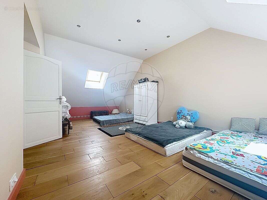 Maison 6 chambre(s) à vendre - photo 11