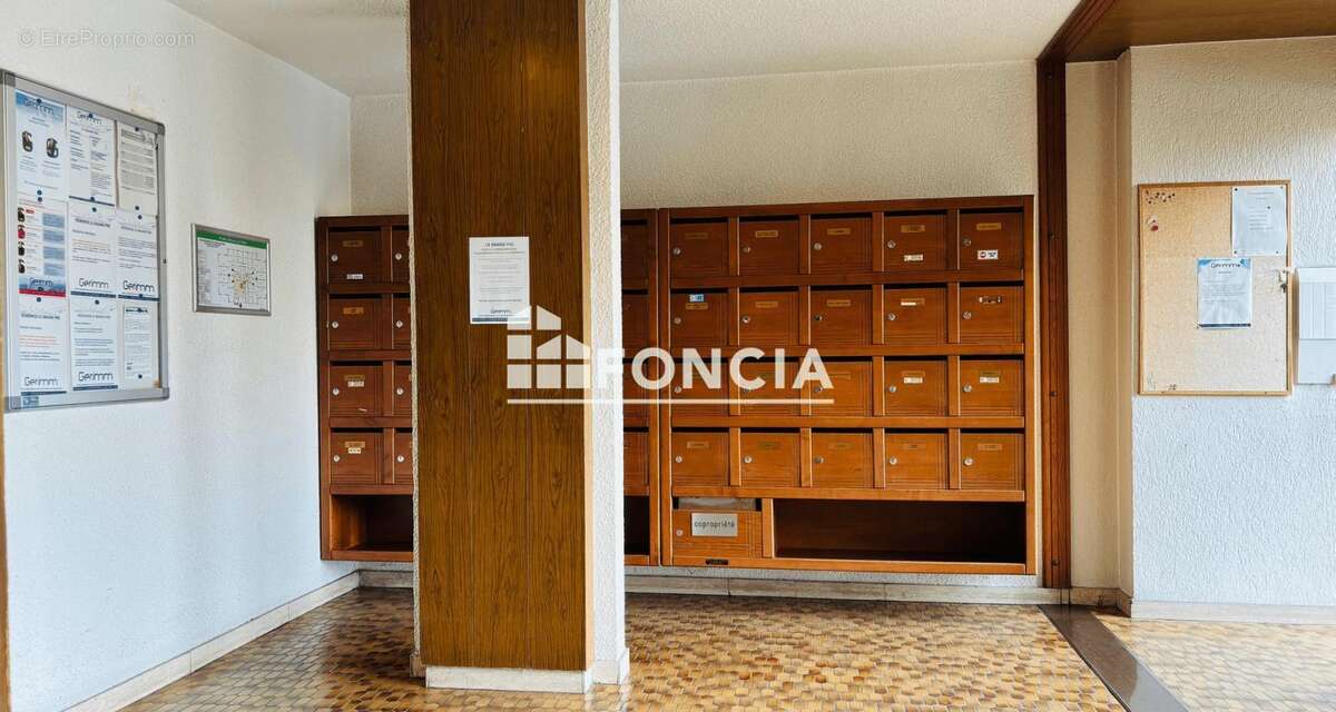 Appartement à MEYLAN